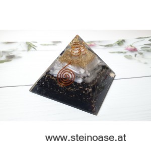 Orgonit Pyramide: Selenit & Schörl Turmalin & Herkimer Diamant